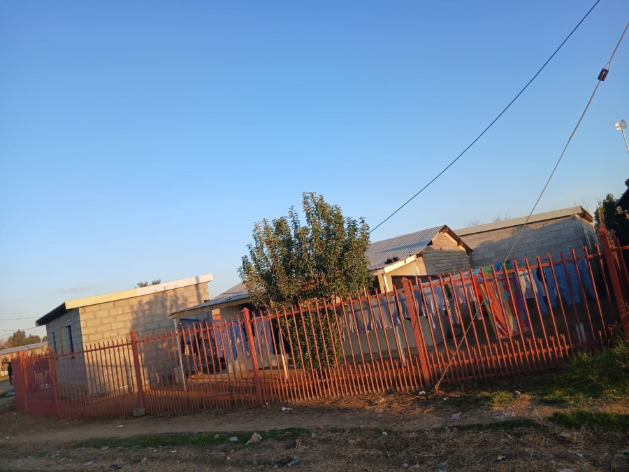 8 Bedroom Property for Sale in Mangaung Free State
